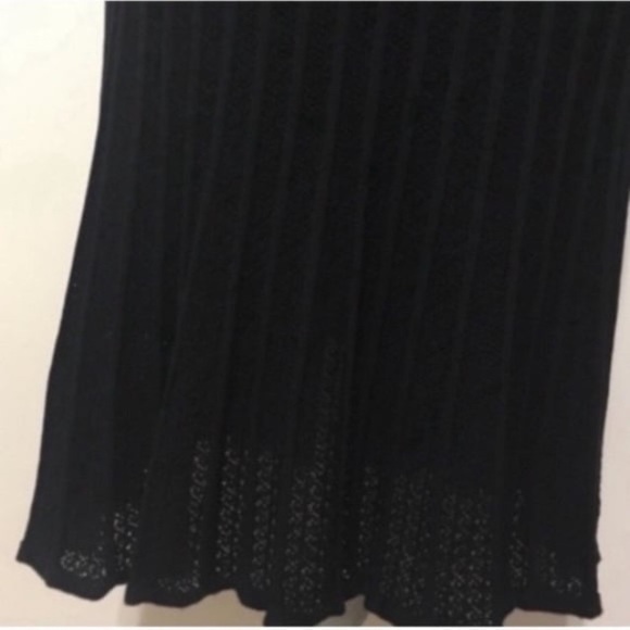 🔴 Offers Please! BCBGmaxAzria Black Pleated Ruffle Black Dress! 🔥 - Picture 11 of 12